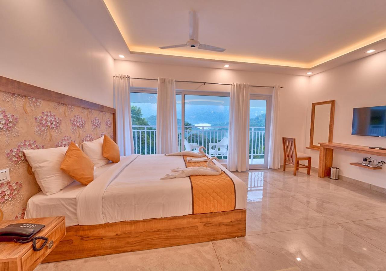 Ice Mist Pool Resort Munnar By Voye Homes Экстерьер фото